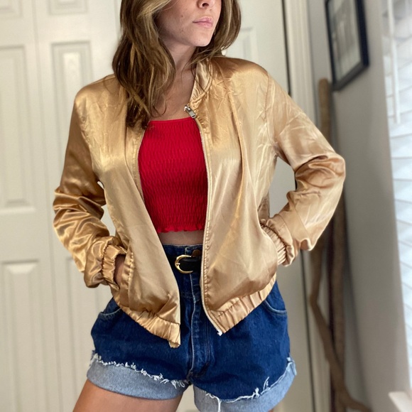 🌸 3 for $15 🌸 Gold Bomber Jacket - Picture 6 of 6